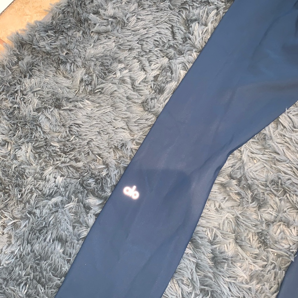SOLD: Alo Yoga Ink Blue Leggings M - Picture 7 of 7